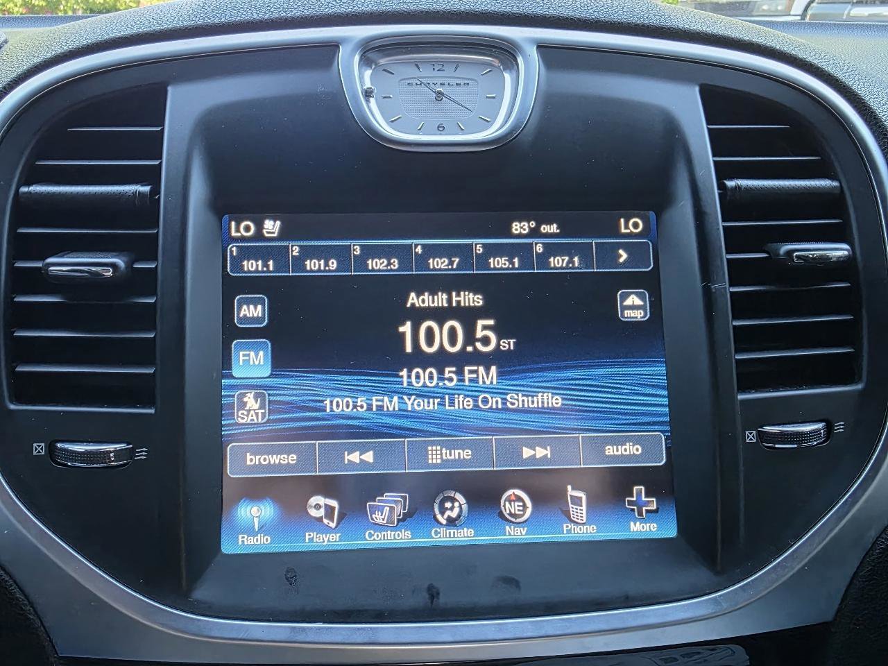 Used 2014 Chrysler 300 C AWD/4WD image 18