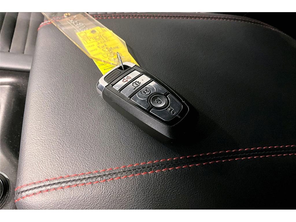 Used 2025 Ford Explorer ST-Line image 13