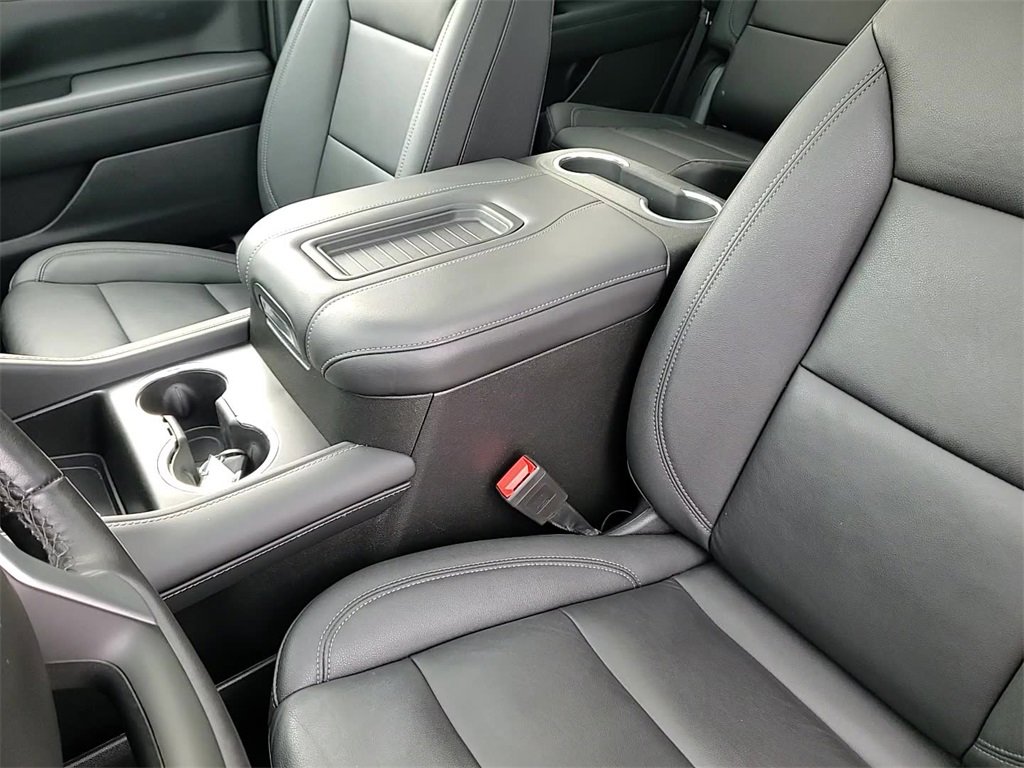 Used 2022 Chevrolet Tahoe LT w/ LT Signature Plus Package image 19