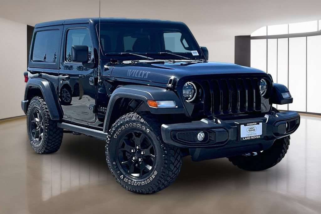 Used 2023 Jeep Wrangler Sport AWD/4WD image 3