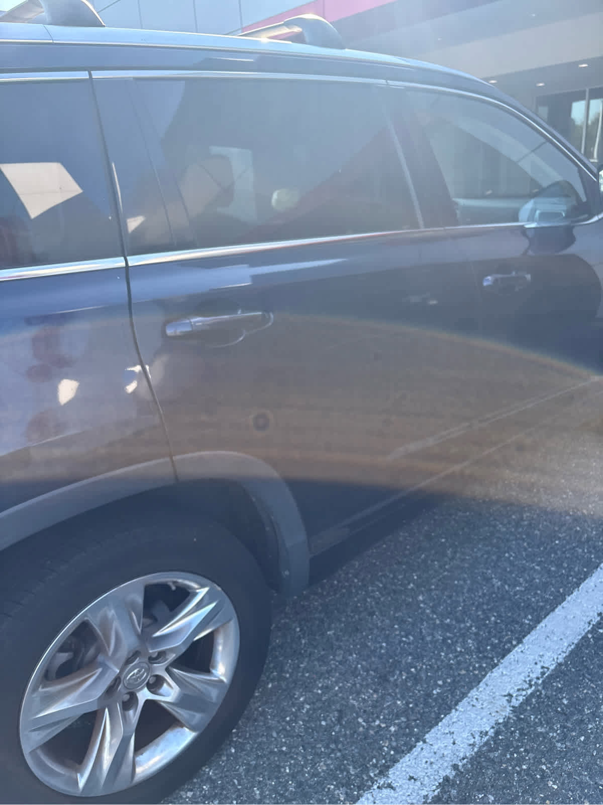 Used 2015 Toyota Highlander Limited FWD image 9