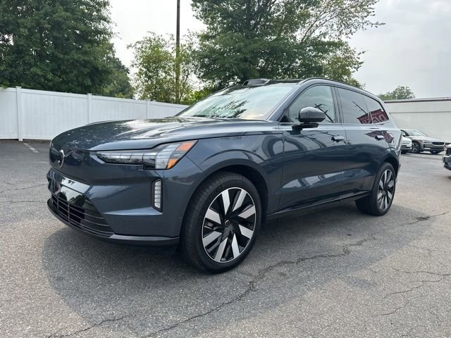 New 2025 Volvo EX90 Ultra image 3