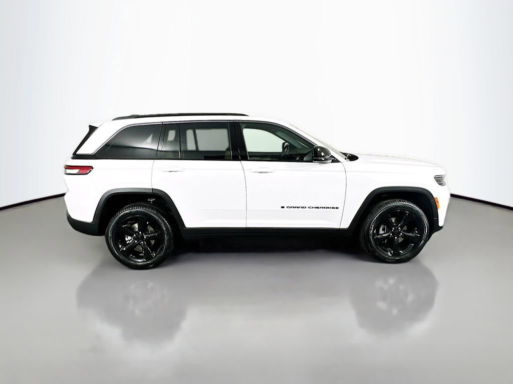 New 2026 Jeep Grand Cherokee Limited image 8