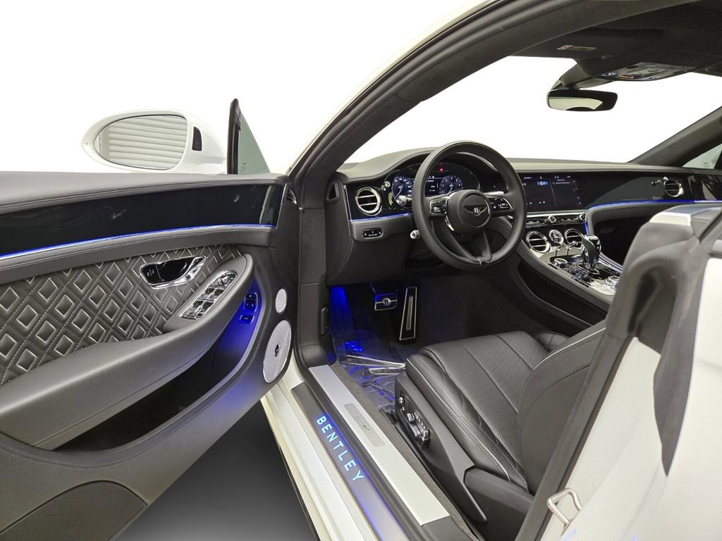 Used 2024 Bentley Continental GT Speed image 16