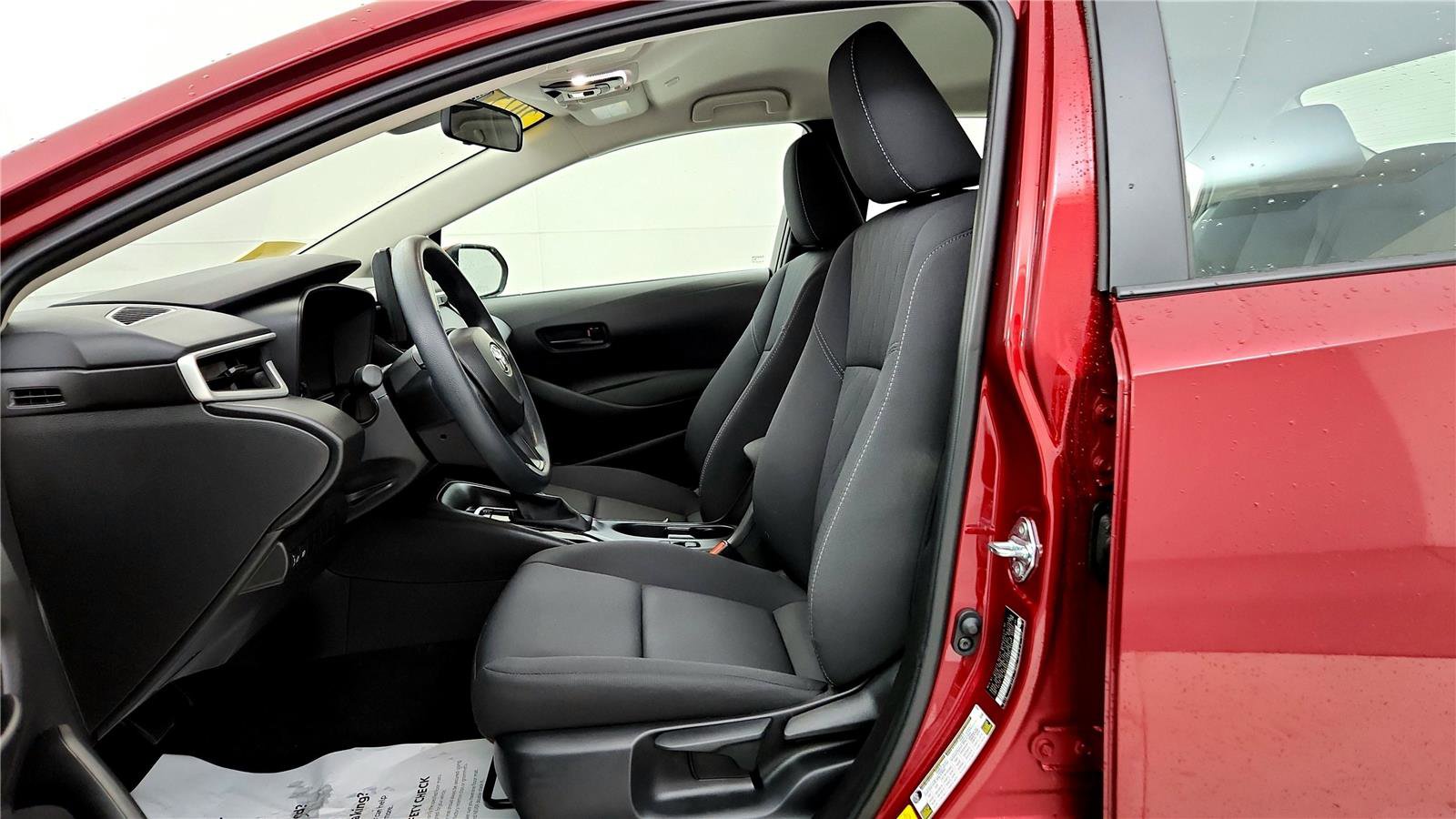 Certified 2025 Toyota Corolla LE image 22