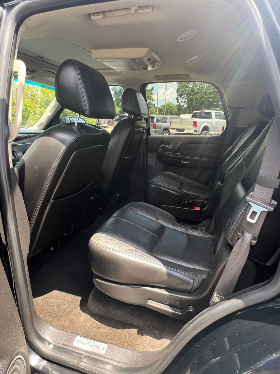 Used 2008 GMC Yukon Denali AWD/4WD image 10