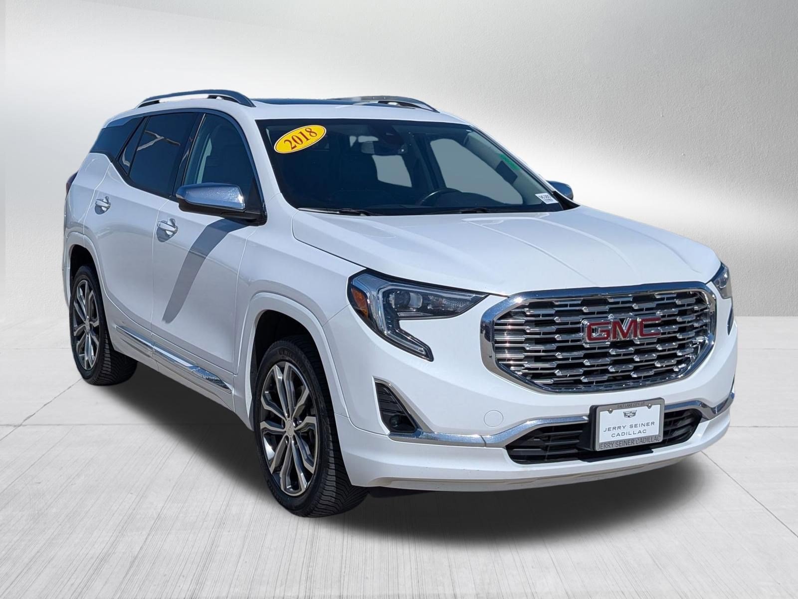 Used 2018 GMC Terrain Denali w/ Comfort Package image 7