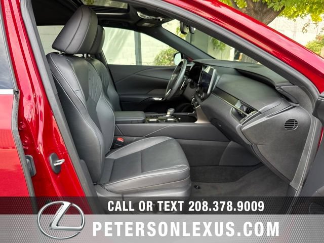 Used 2023 Lexus RX 350h w/ Cold Area Package AWD/4WD image 13