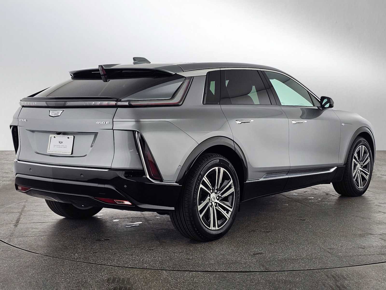 Used 2026 Cadillac Lyriq Luxury w/ LPO, Floor Liner Package RWD image 3