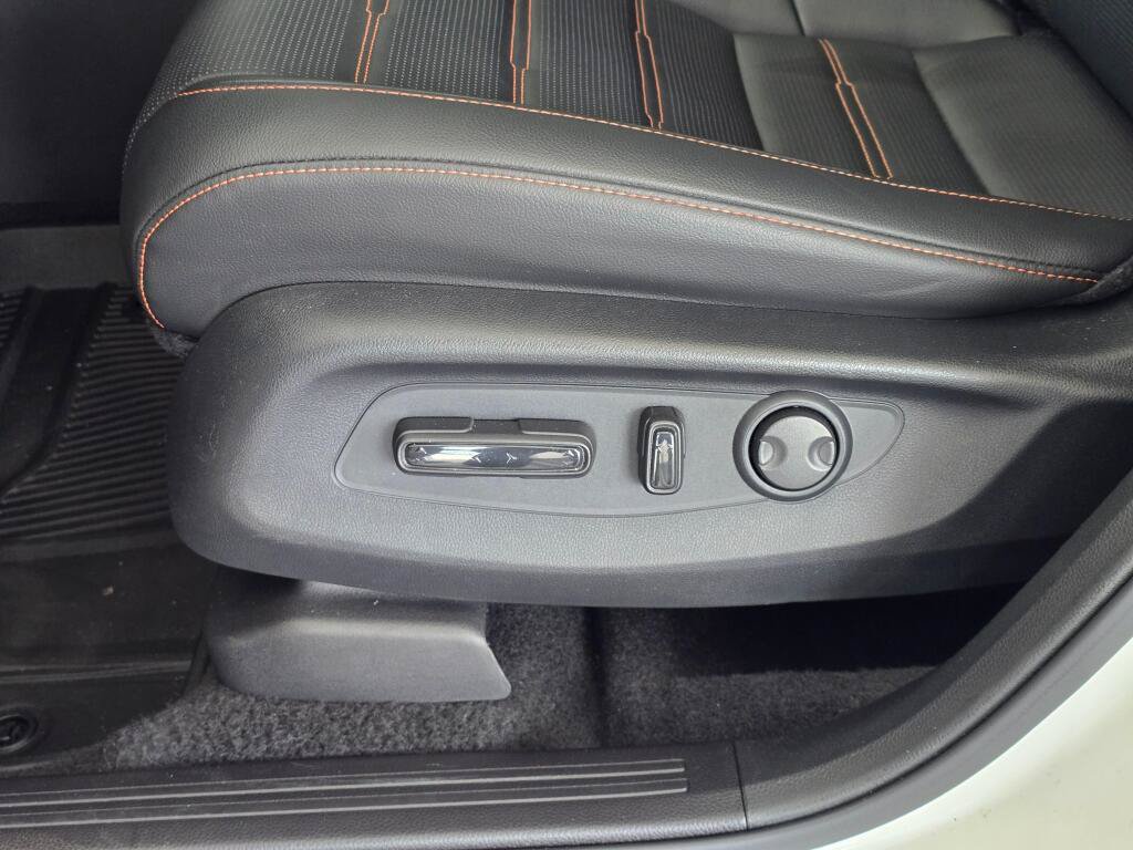 Used 2026 Honda CR-V Sport Touring image 21