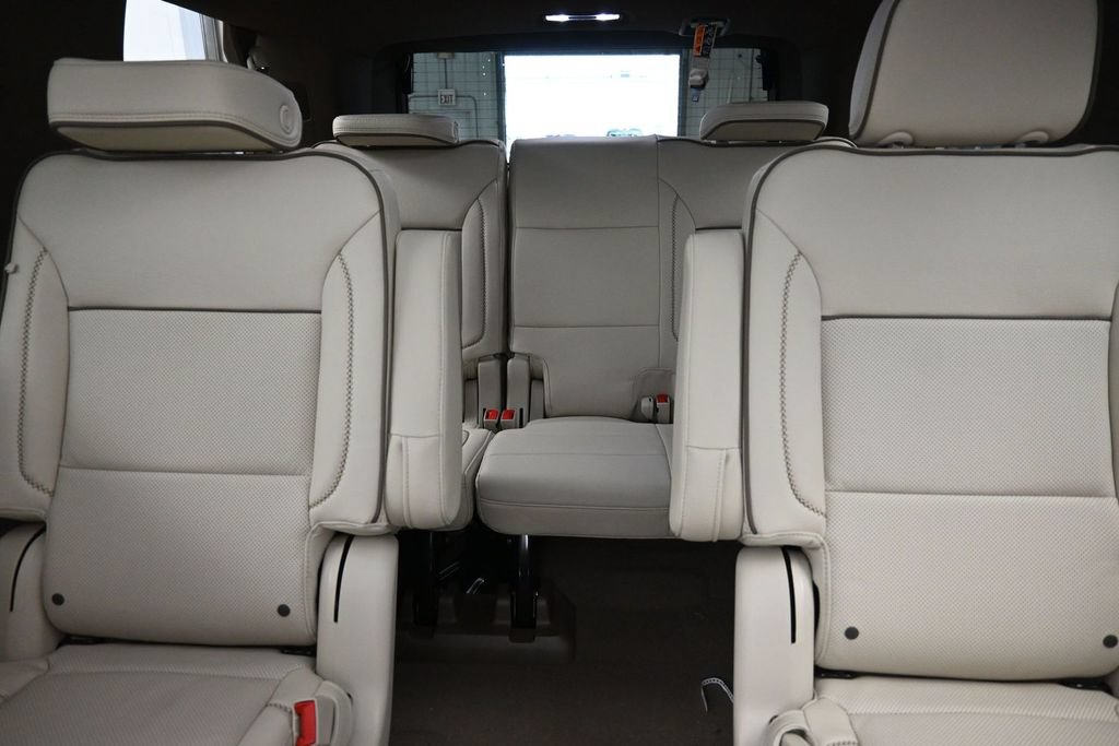 New 2026 GMC Yukon Denali w/ Denali Reserve Package AWD/4WD image 23