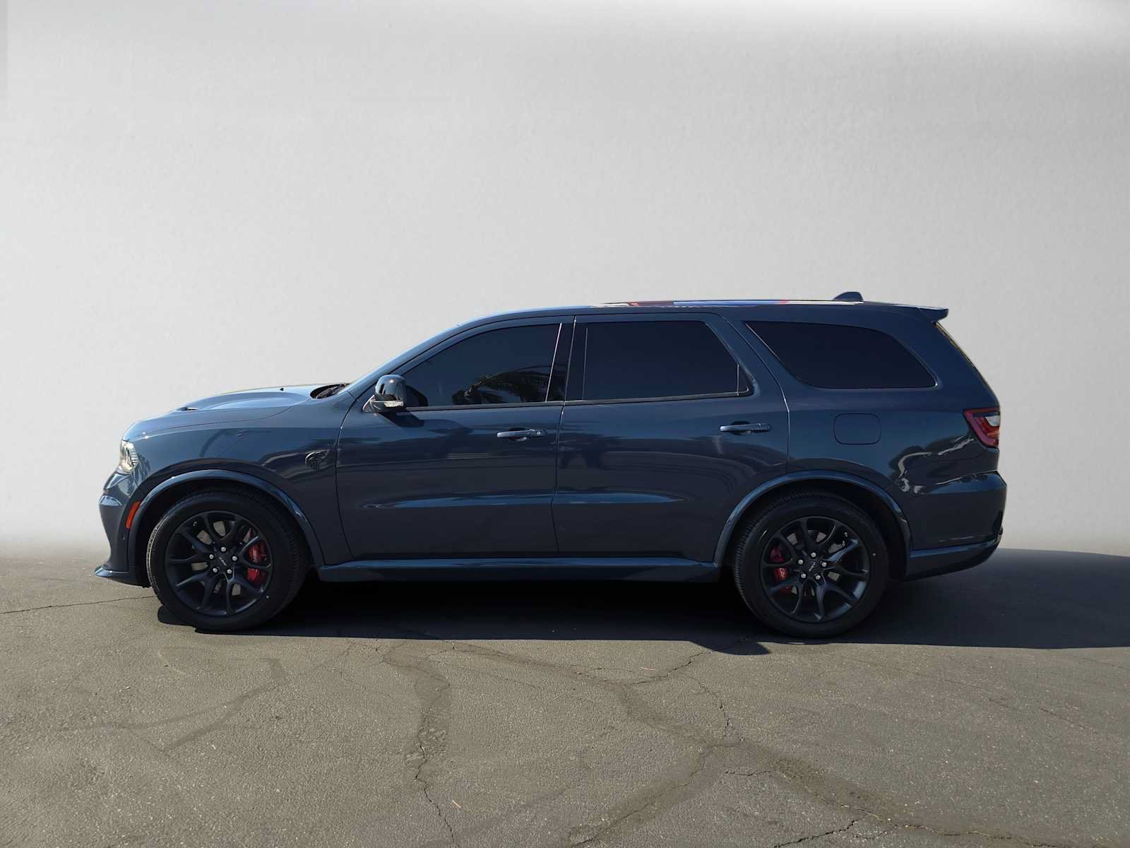 Used 2021 Dodge Durango SRT Hellcat w/ Technology Group AWD/4WD image 6