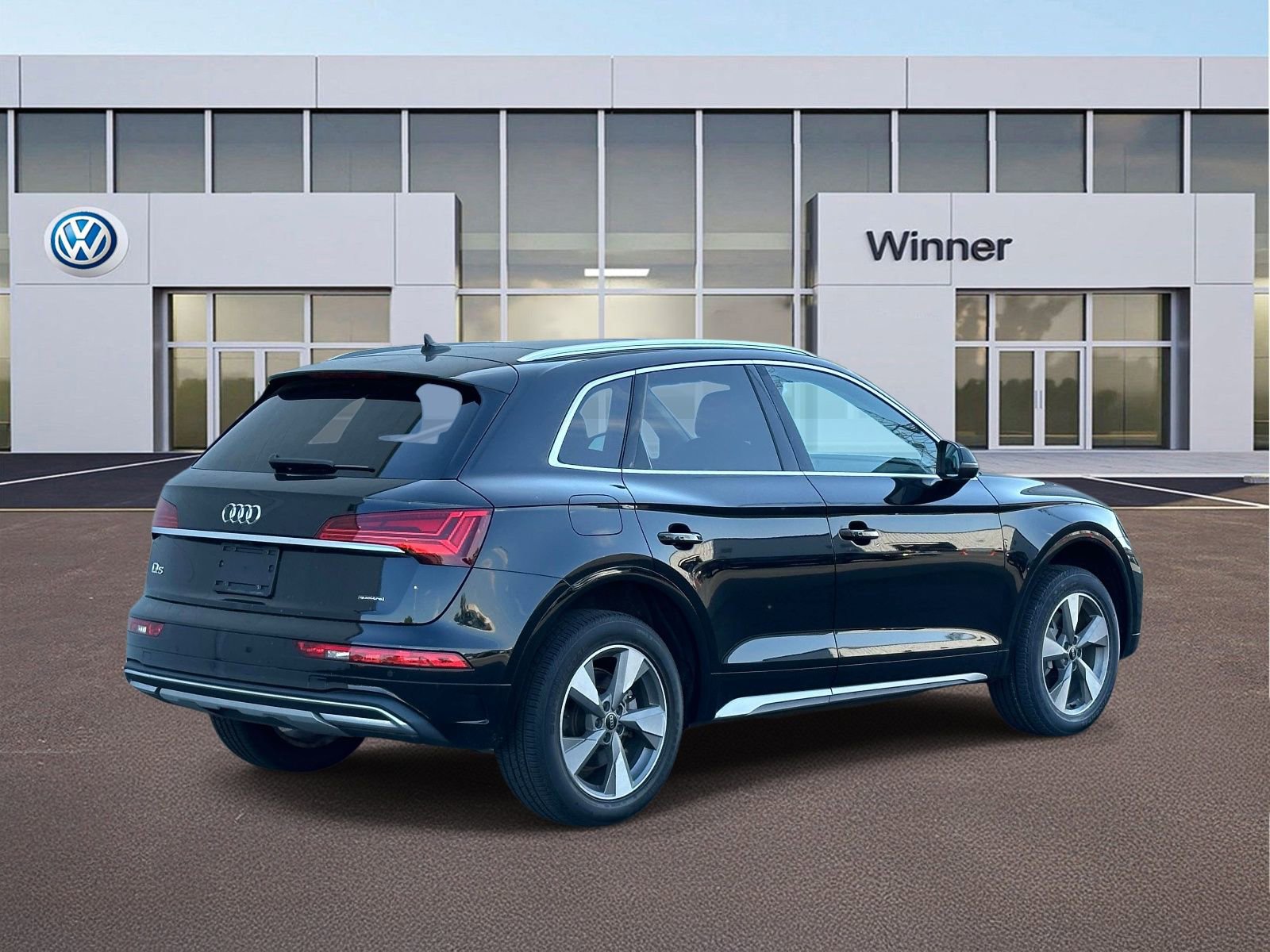 Used 2023 Audi Q5 2.0T Premium w/ Convenience Package AWD/4WD image 5