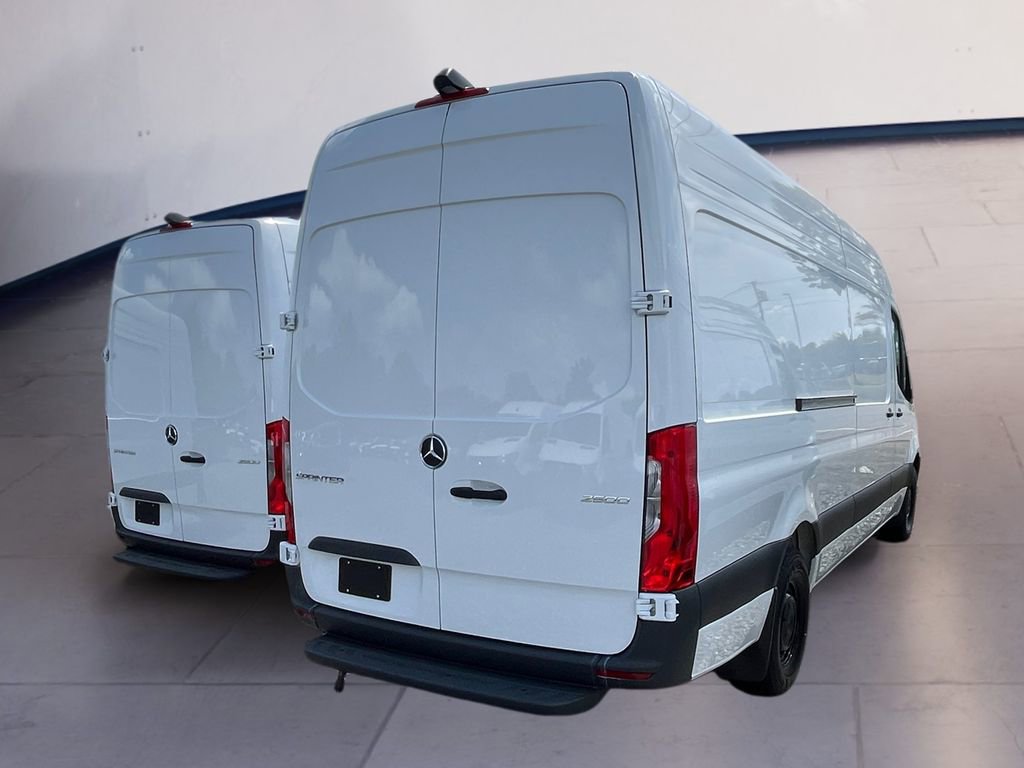 New 2025 Mercedes-Benz Sprinter 2500 image 4