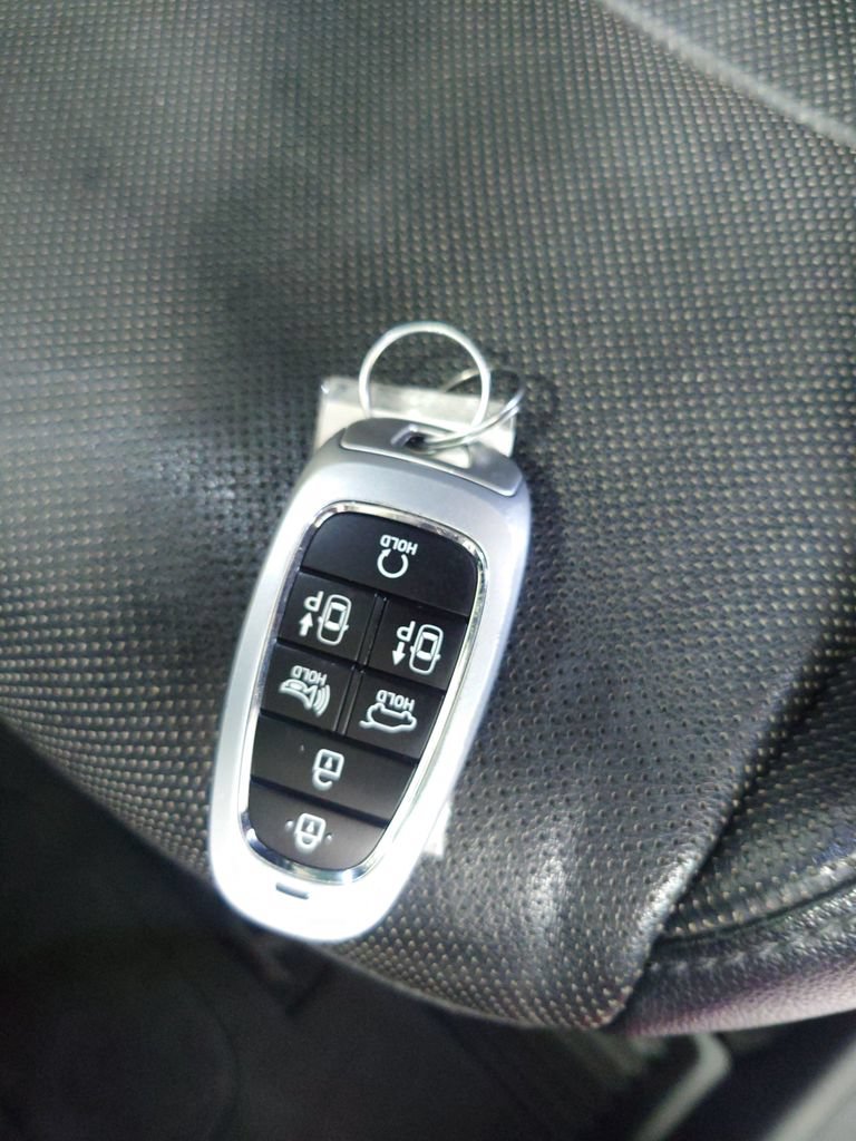 Used 2023 Hyundai Tucson Limited AWD/4WD image 30
