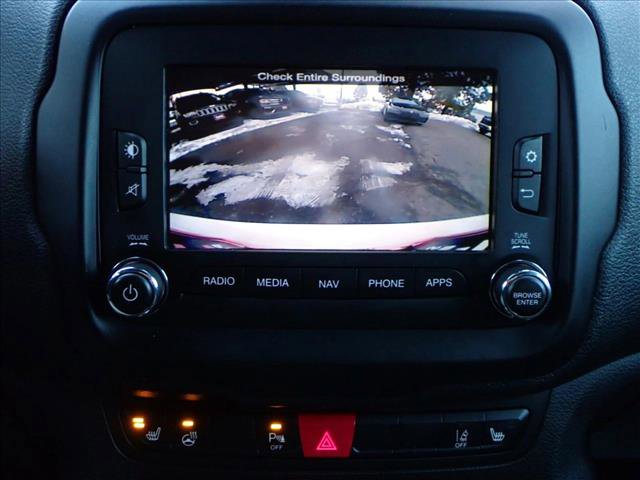 Used 2017 Jeep Renegade Limited image 18