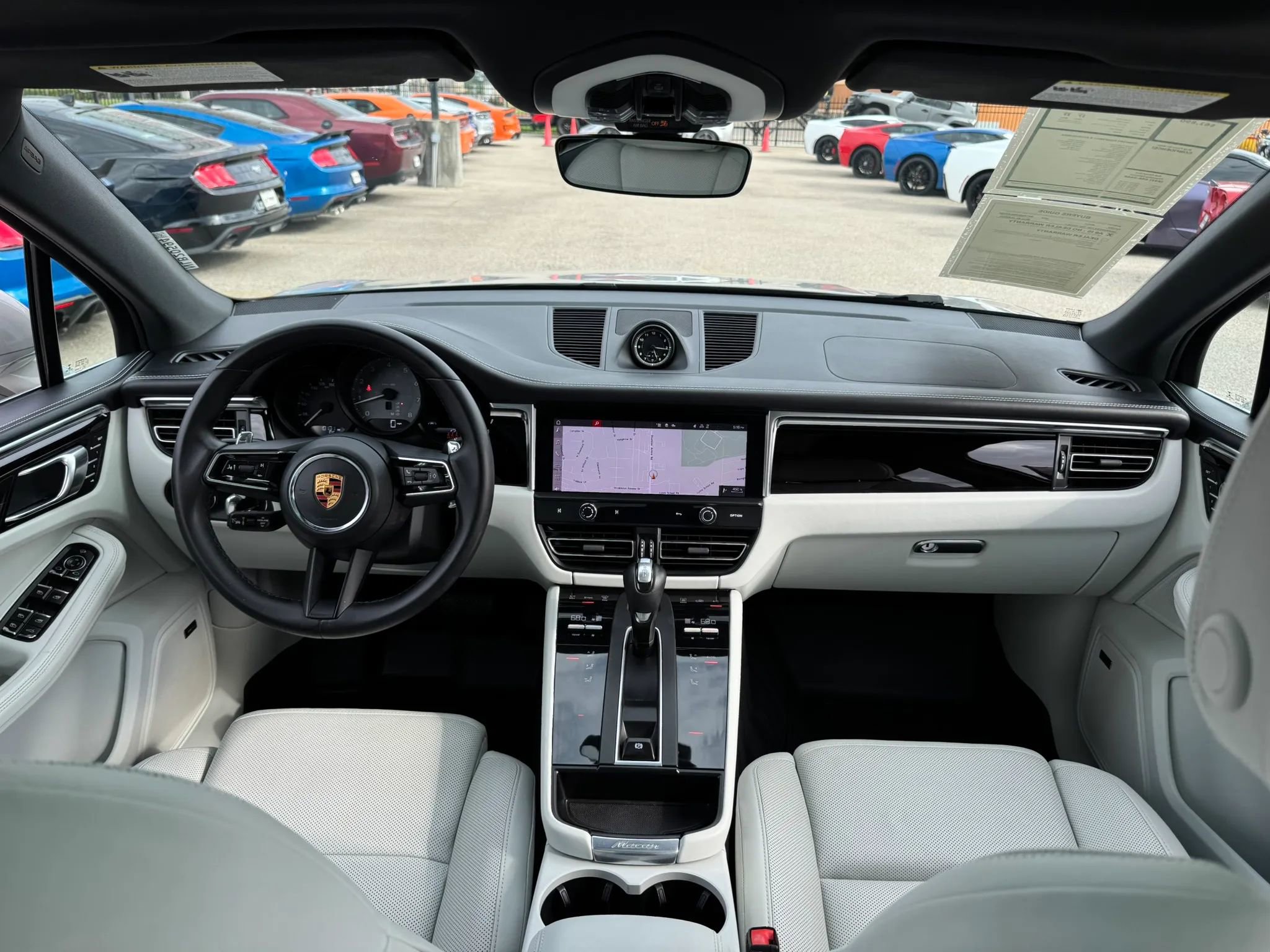 Used 2022 Porsche Macan S w/ Premium Package Plus AWD/4WD image 36