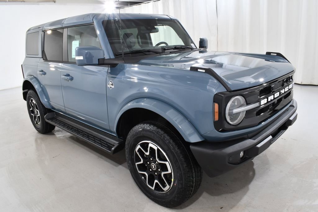 New 2025 Ford Bronco Outer Banks AWD/4WD image 5