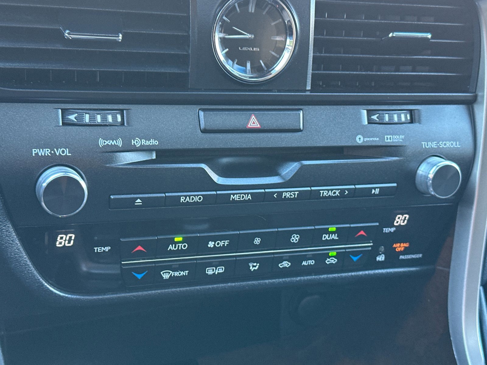 Used 2019 Lexus RX 450h AWD image 23