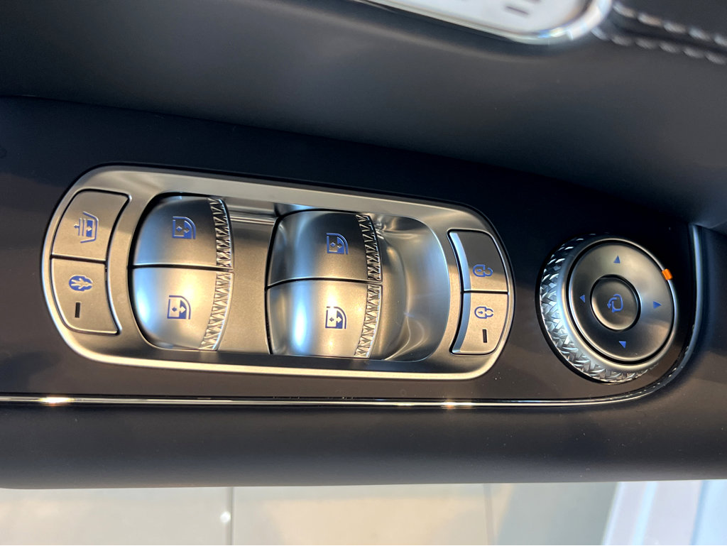 New 2025 Genesis G90 3.5T image 24