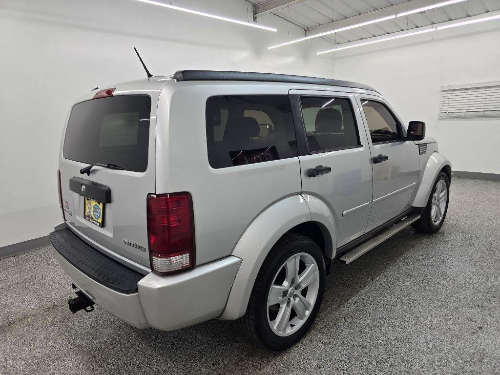 Used 2011 Dodge Nitro Heat RWD image 6