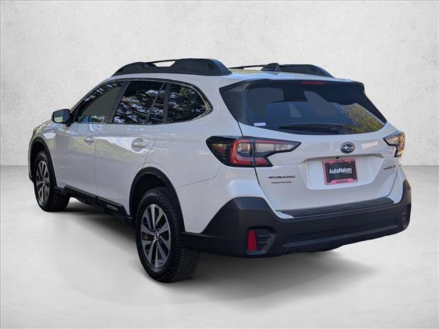 Used 2022 Subaru Outback Premium image 8