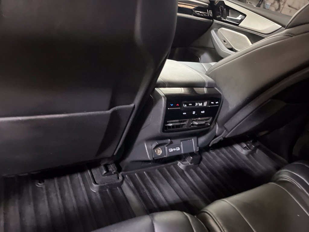 Used 2024 Acura MDX FWD image 19