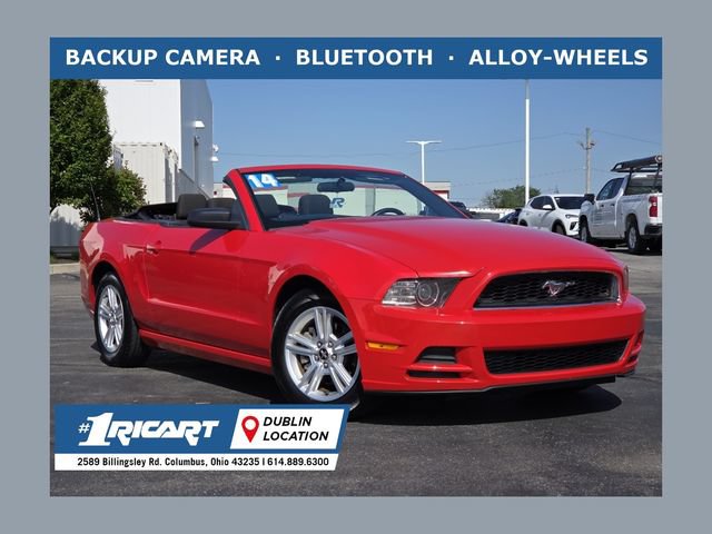 Used 2014 Ford Mustang Convertible RWD image 1