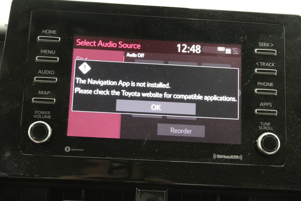 Used 2022 Toyota Camry SE FWD image 29