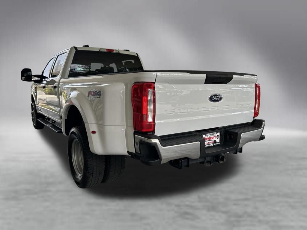 Used 2025 Ford F350 XLT w/ FX4 Off-Road Package AWD/4WD image 4