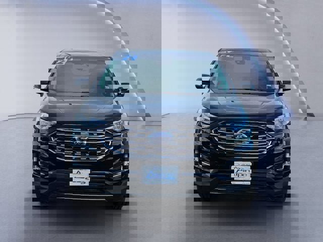 Used 2024 Ford Edge Titanium image 8