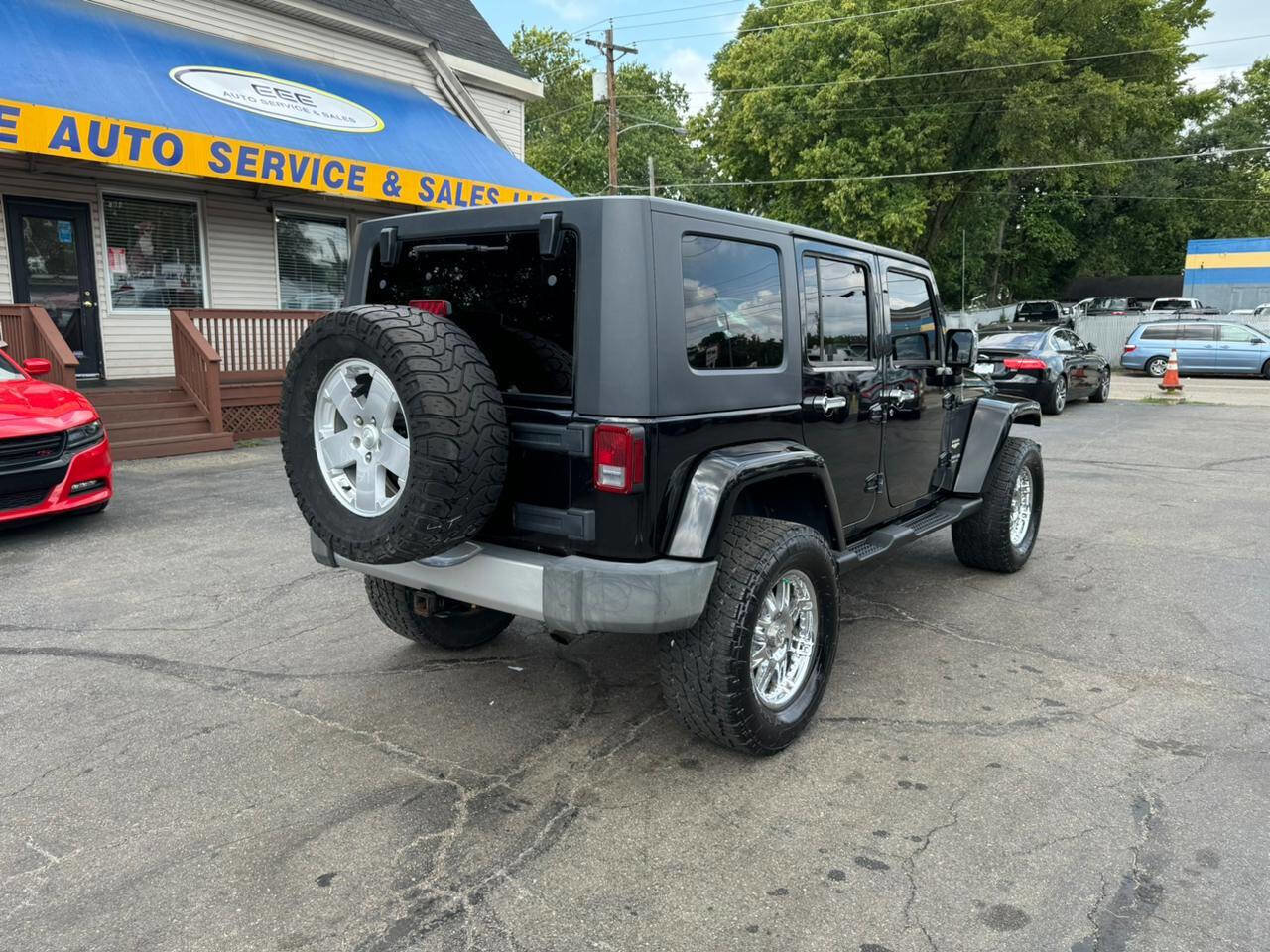 Used 2008 Jeep Wrangler Unlimited Sahara w/ Trailer Tow Group image 8