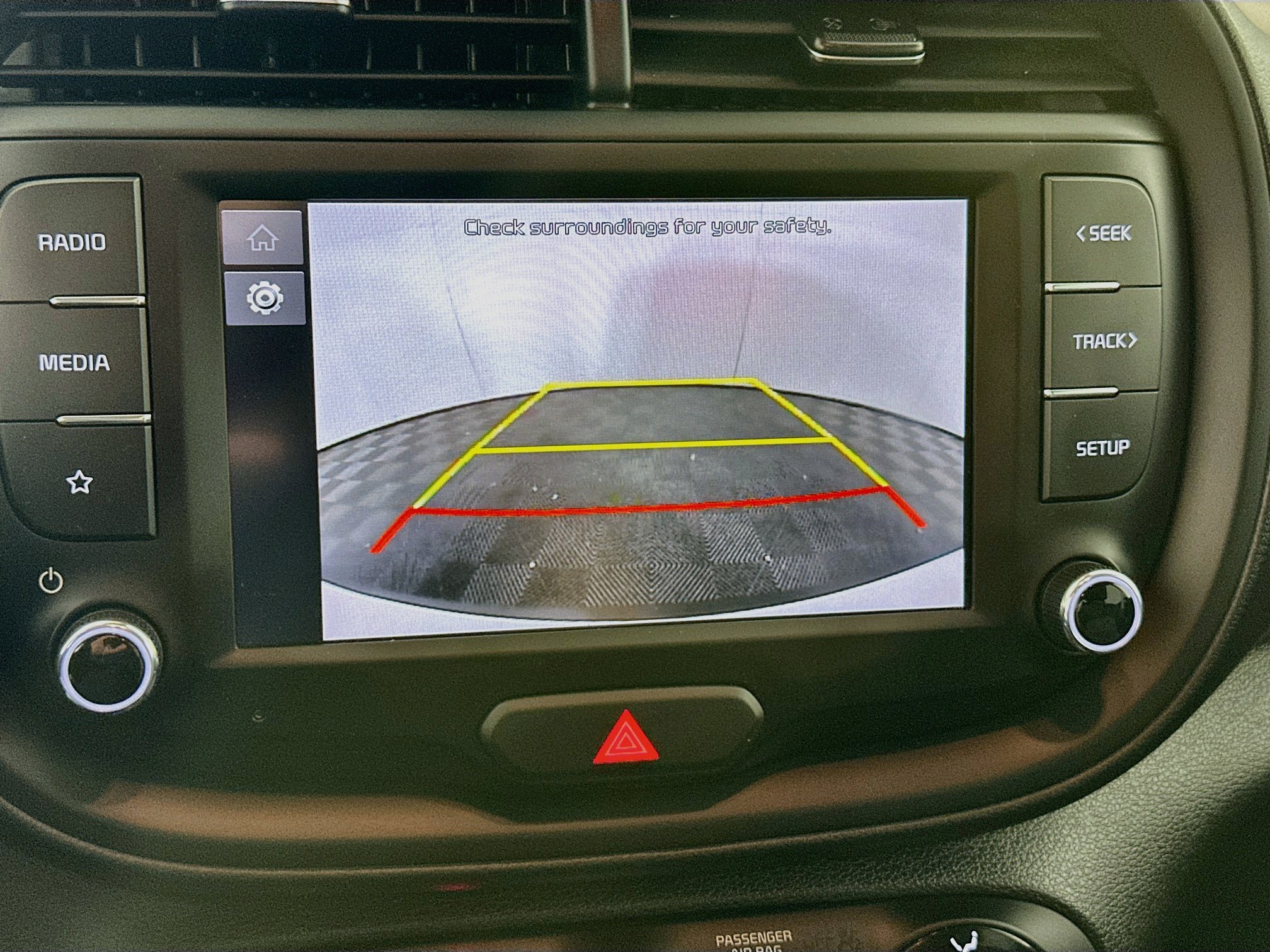 Used 2025 Kia Soul LX w/ LX Technology Package FWD image 22