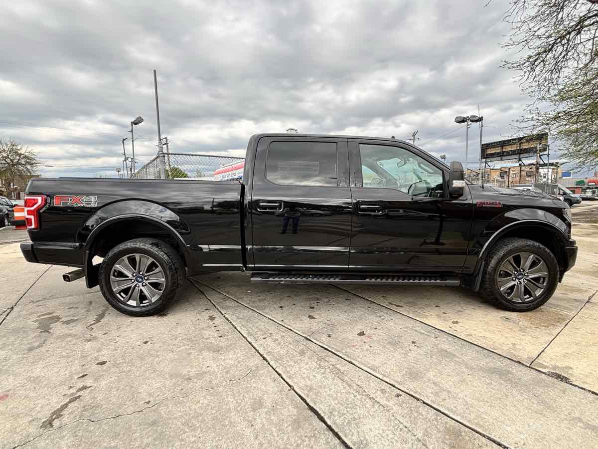 Used 2018 Ford F150 XLT w/ Equipment Group 302A Luxury AWD/4WD image 4