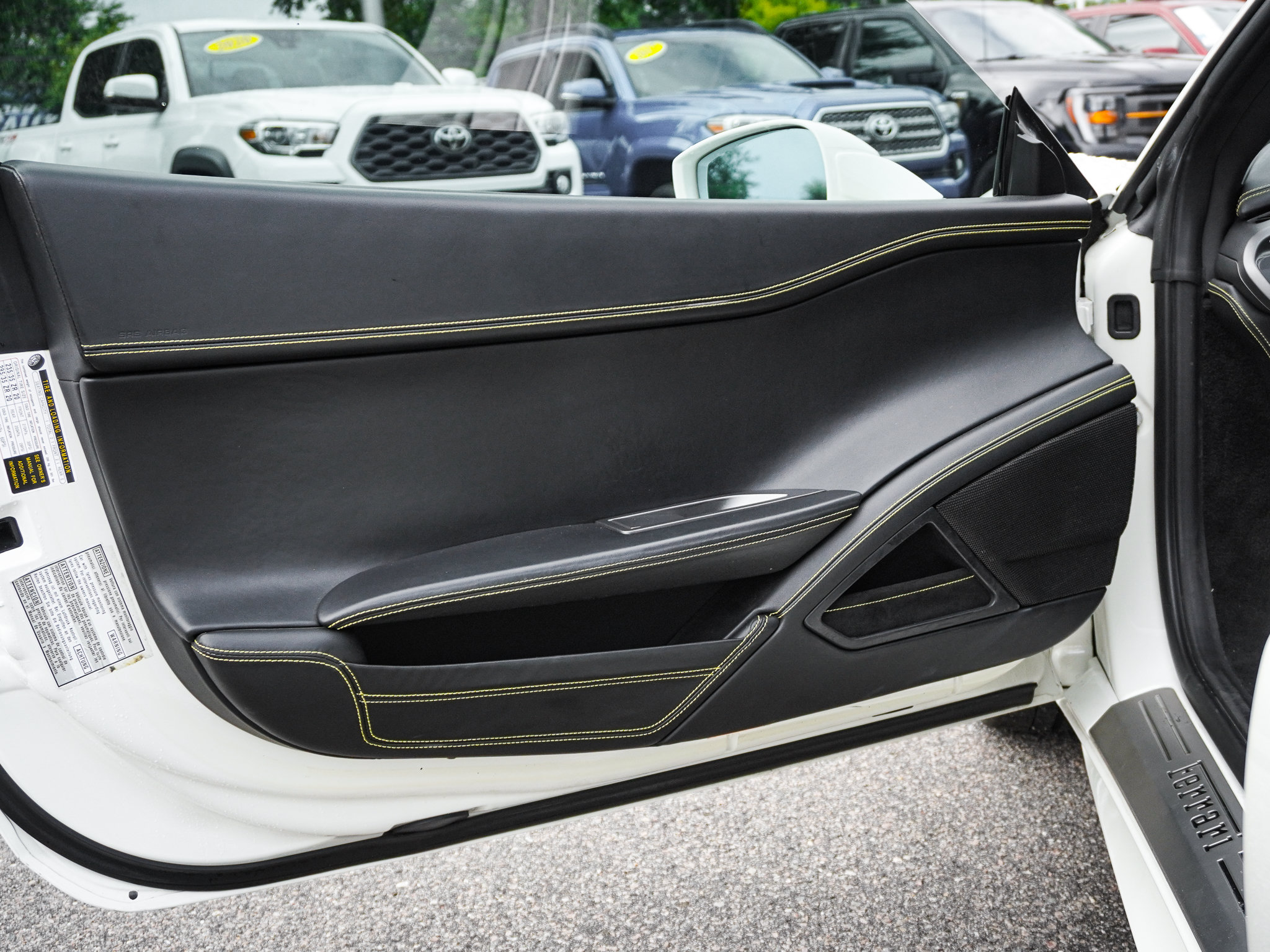 Used 2014 Ferrari 458 Italia Coupe RWD image 19