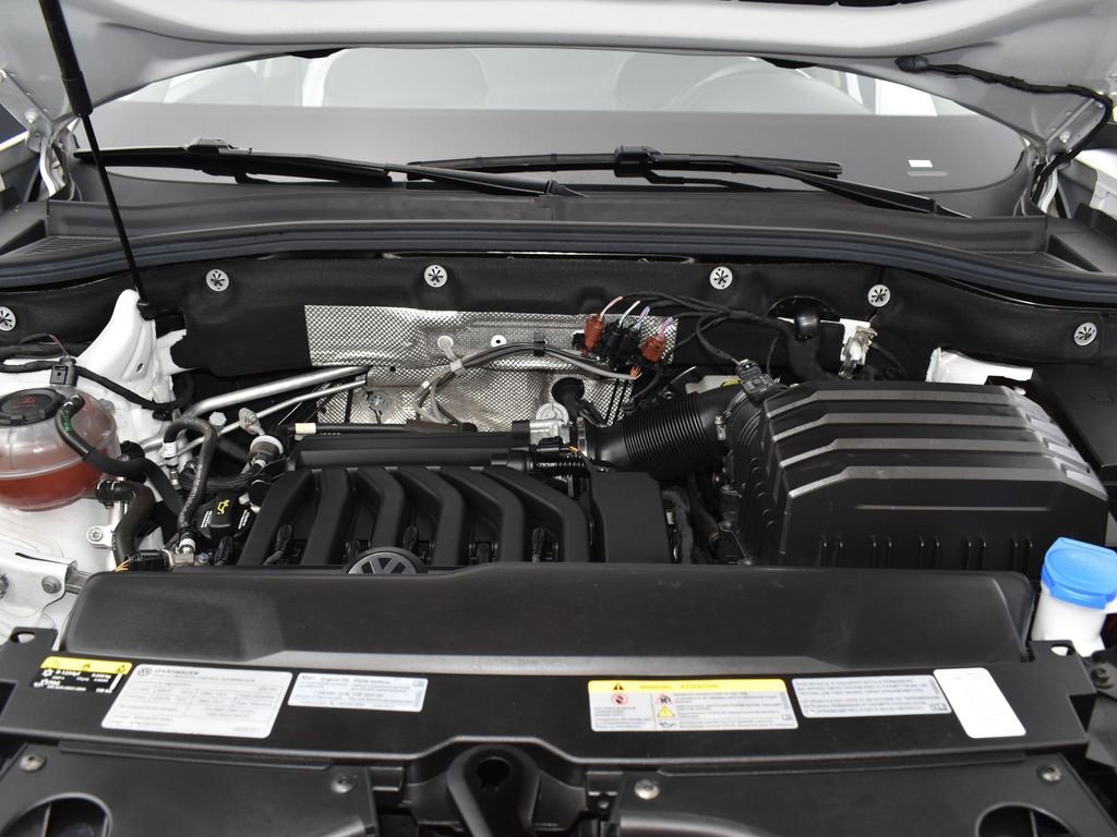 Used 2021 Volkswagen Atlas SEL Premium image 29