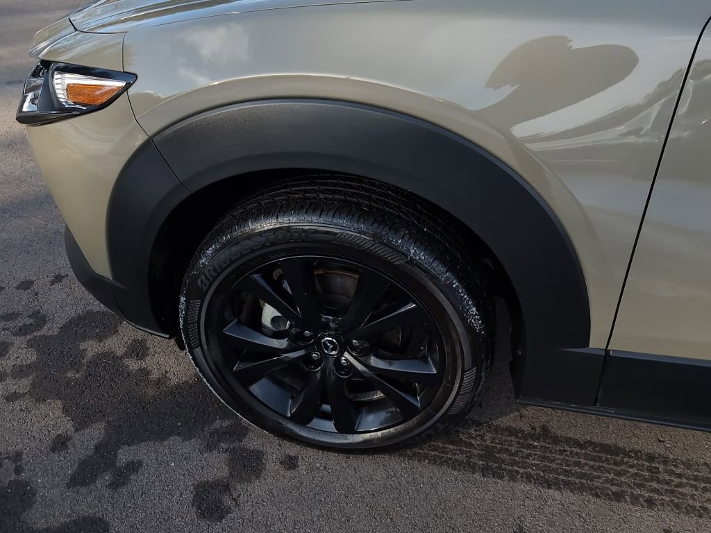 Certified 2025 MAZDA CX-30 Carbon image 11