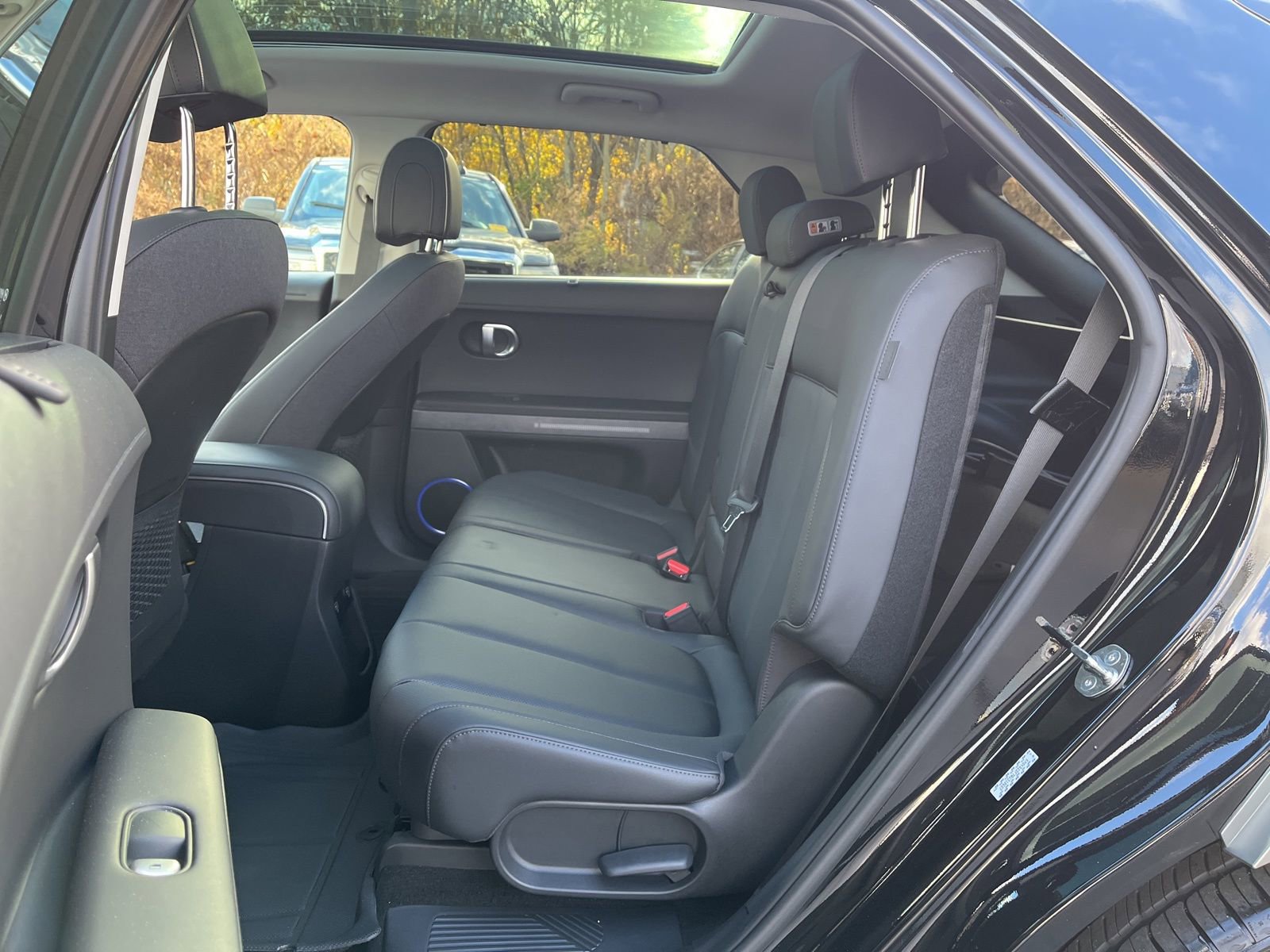 Used 2024 Hyundai Ioniq 5 Limited AWD/4WD image 13