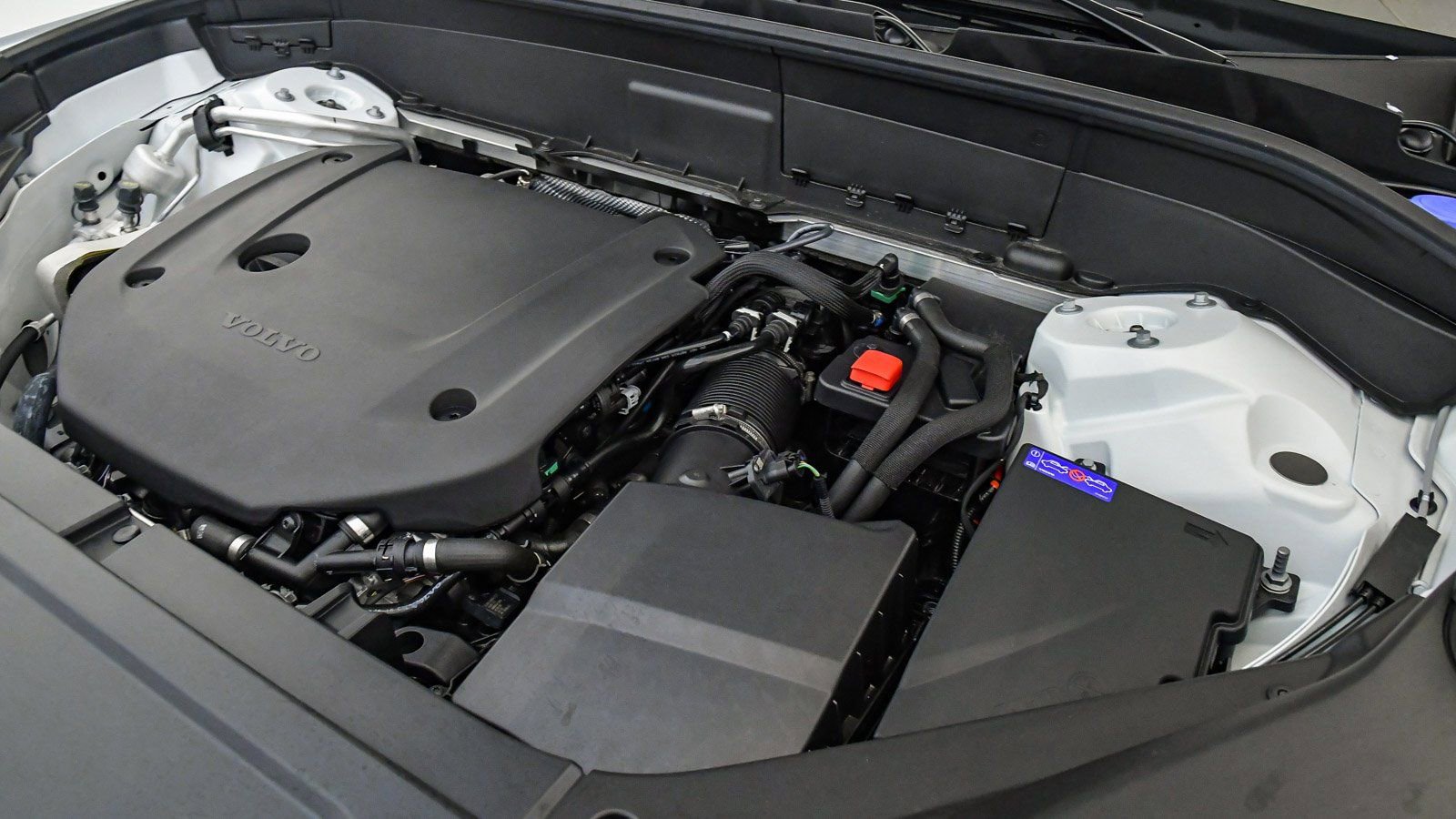 Certified 2025 Volvo XC90 B6 Plus w/ Protection Package Premier image 30