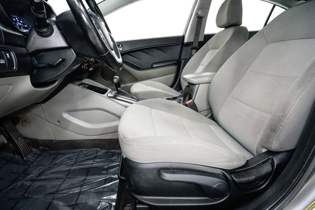Used 2014 Kia Forte EX image 9