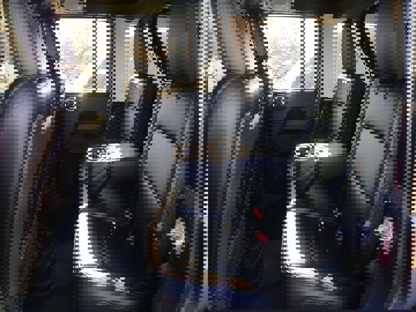 Used 2019 Jeep Wrangler Unlimited Rubicon image 16