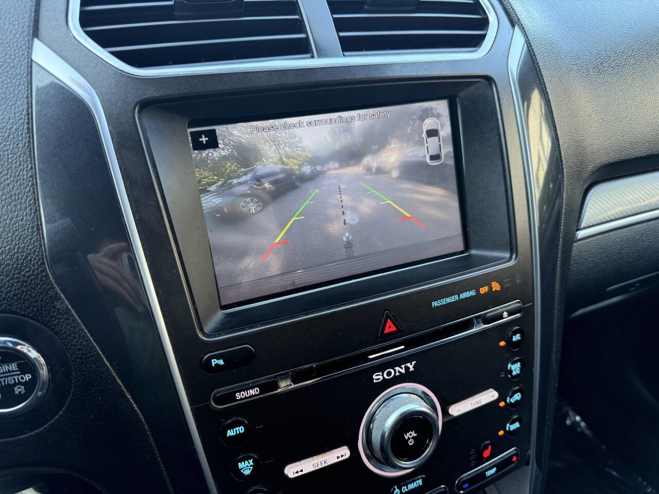 Used 2018 Ford Explorer Sport image 22