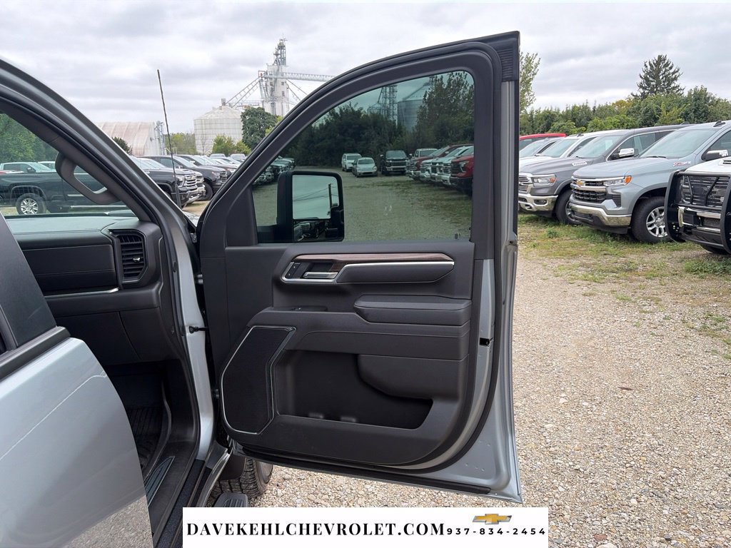 Used 2025 Chevrolet Silverado 2500 LT w/ All Star Edition AWD/4WD image 24