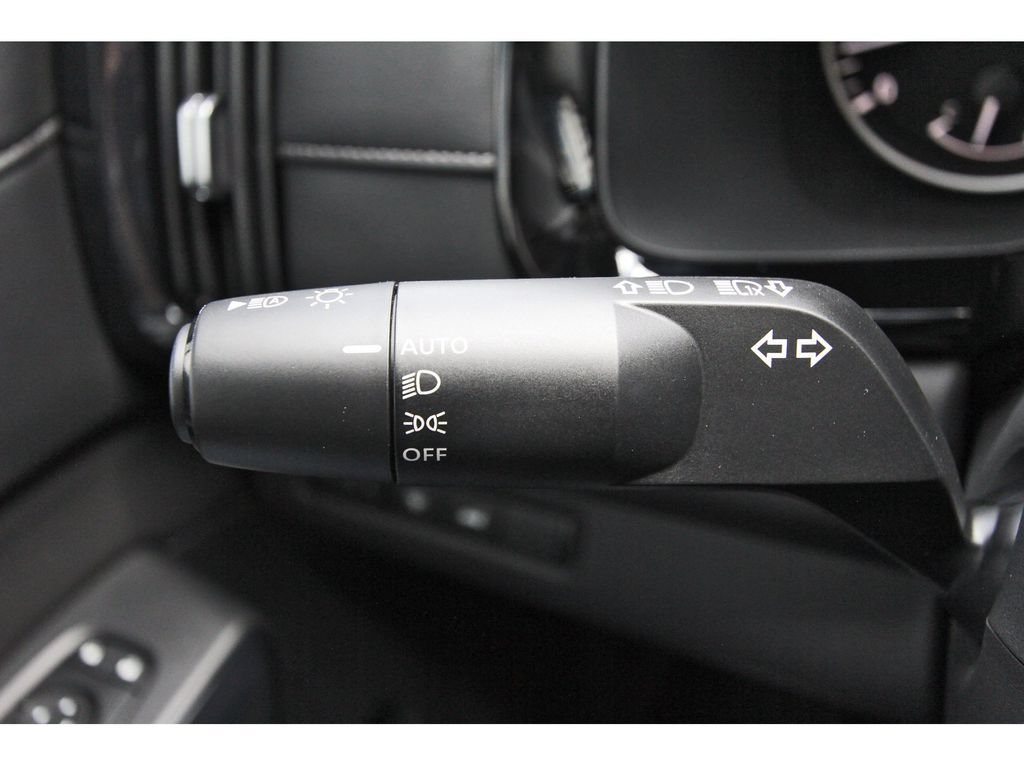 New 2026 Nissan Pathfinder SV FWD image 17