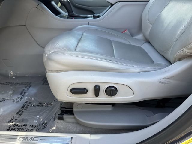 Used 2019 GMC Acadia SLT image 29