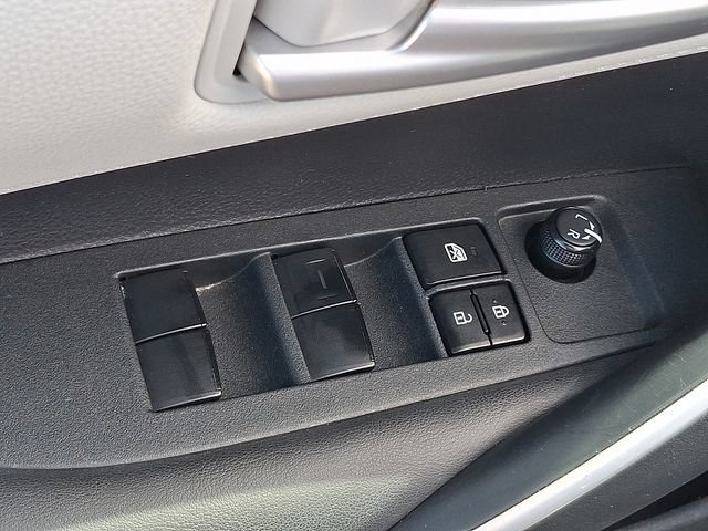 Used 2020 Toyota Corolla SE FWD image 20