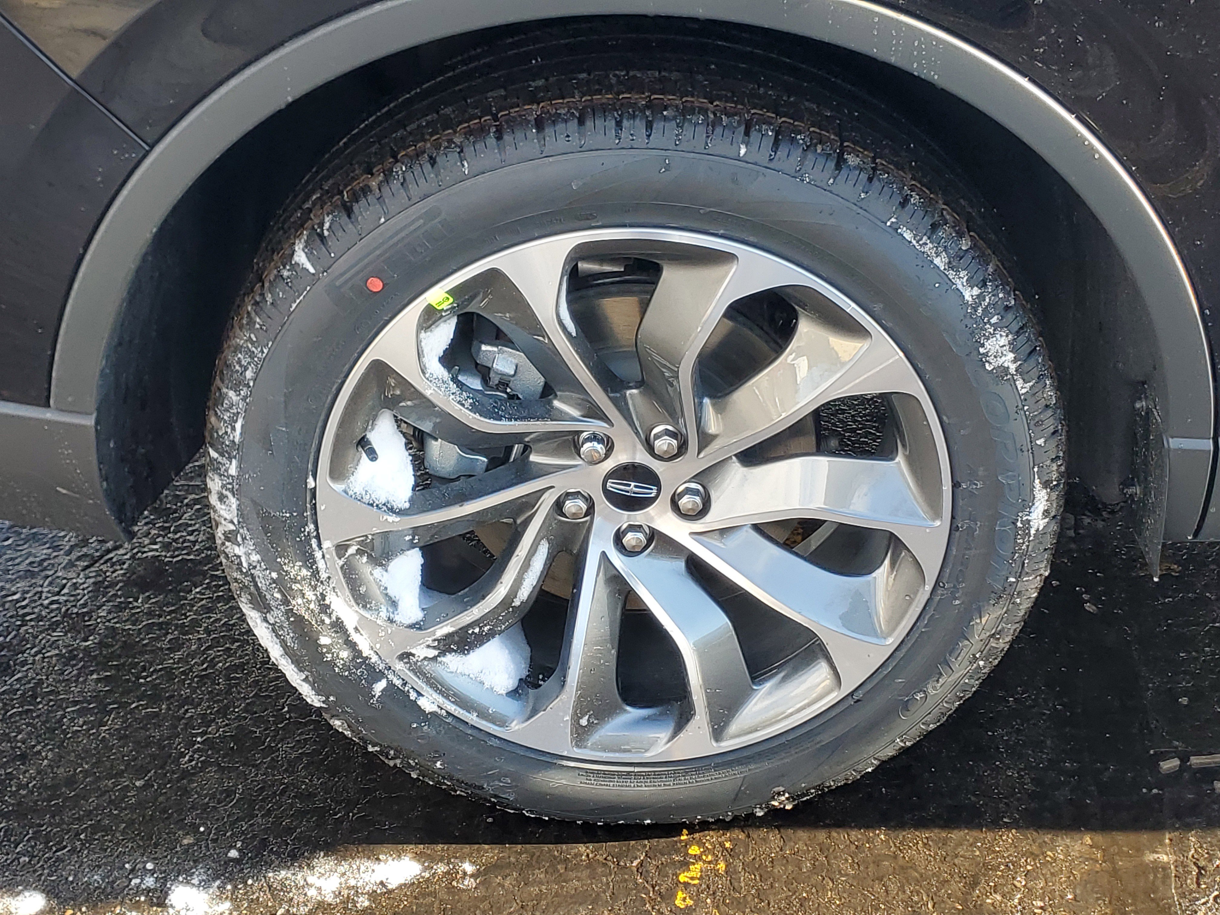 New 2026 Lincoln Aviator AWD image 5