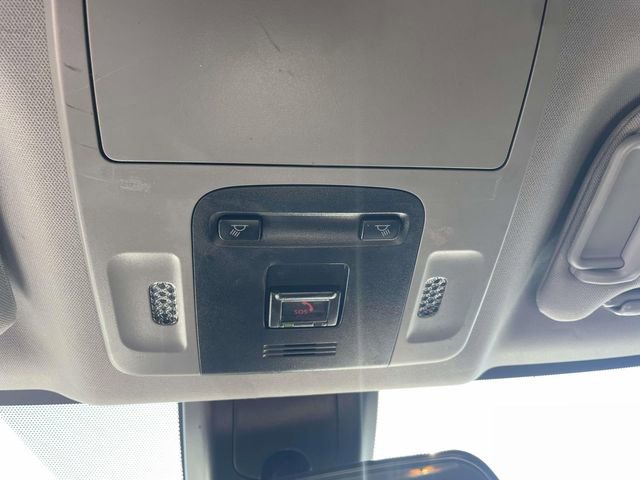 Used 2021 Toyota Camry LE image 28