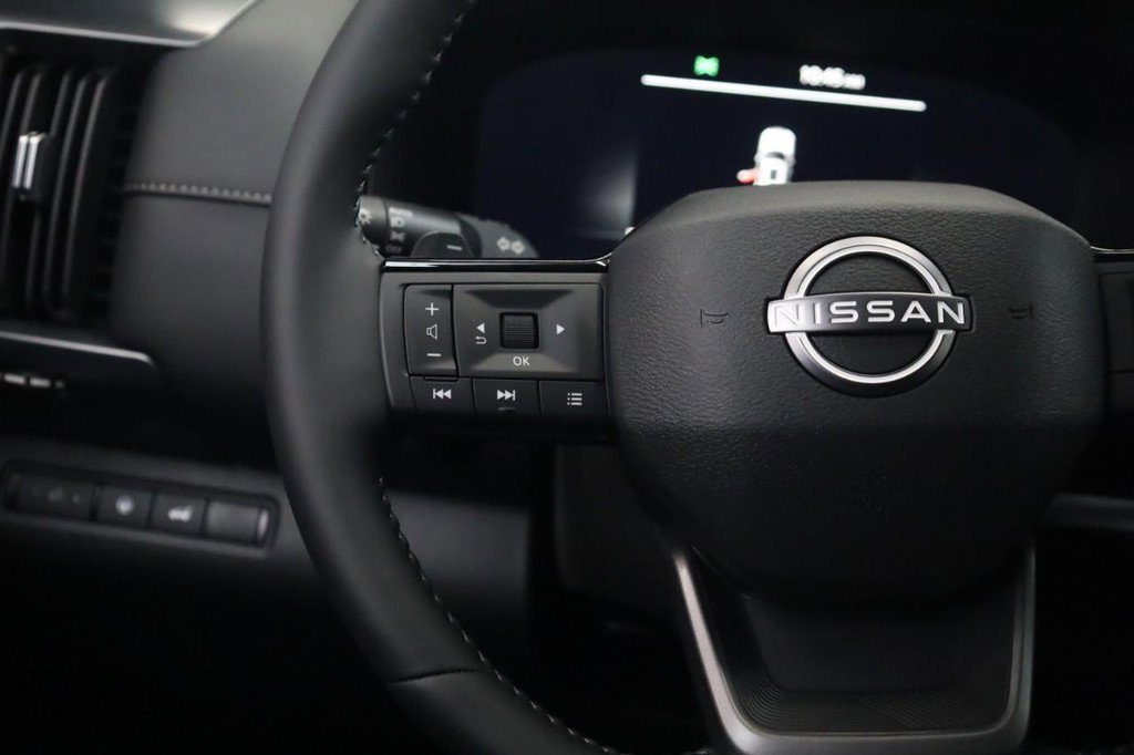New 2026 Nissan Pathfinder SL w/ SL Premium Package image 9