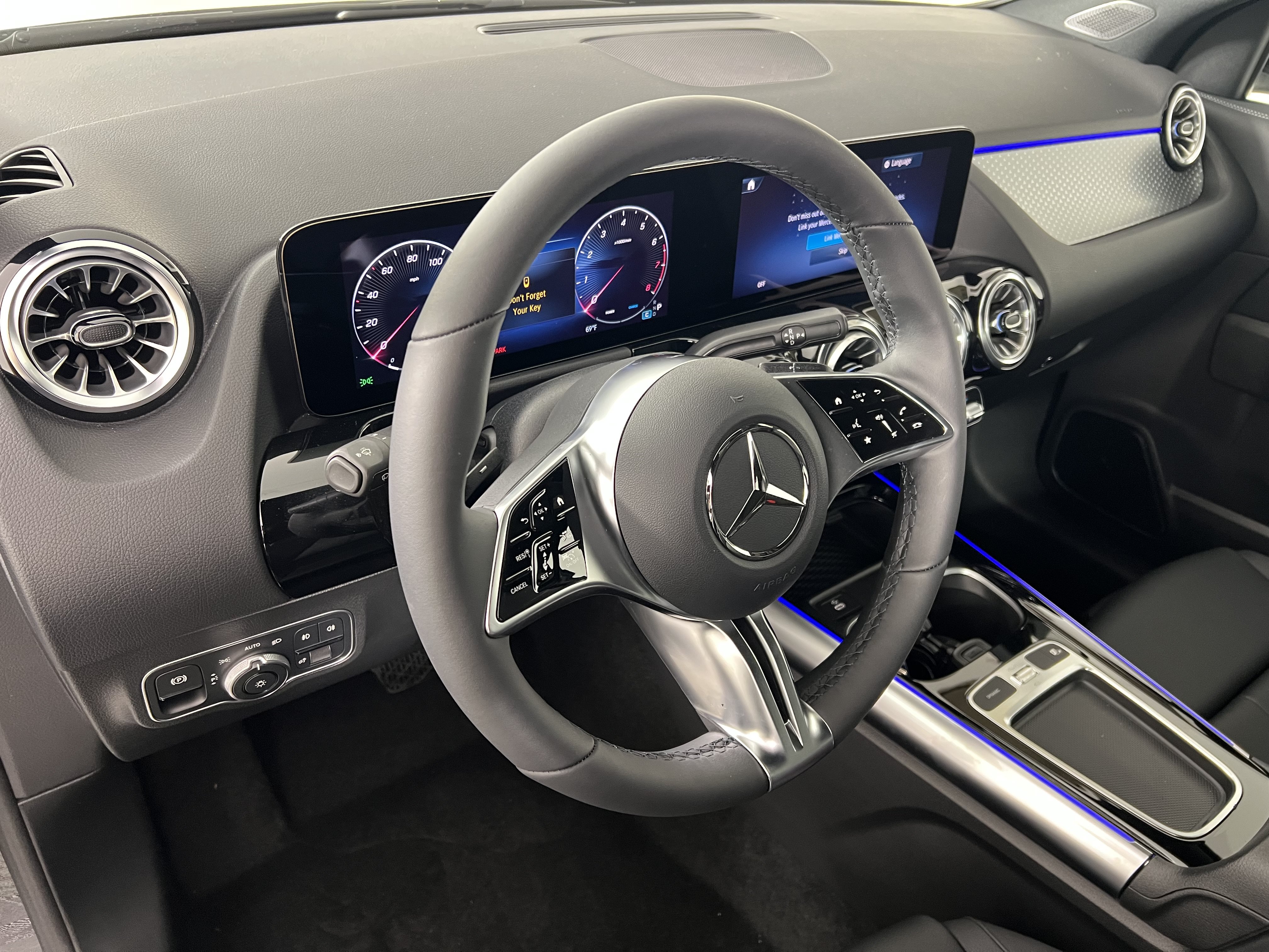 New 2026 Mercedes-Benz GLA 250 4MATIC image 18